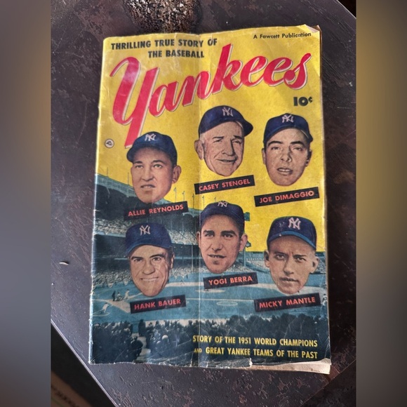 1951 NEW YORK YANKEES COMIC BOOK
w/MANTLE
Father’s Day gift - Picture 1 of 4